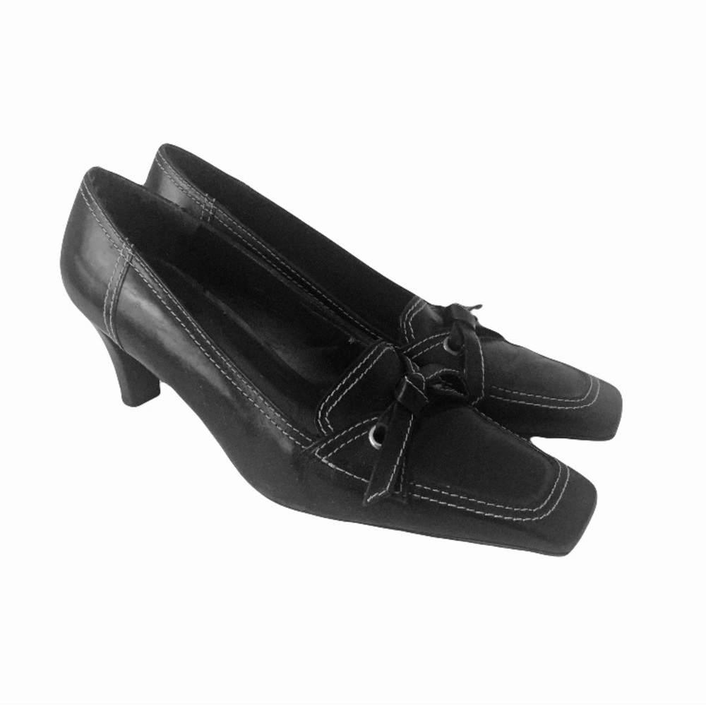 Stuart Weitzman Leather Square Toe Kitten Heel Pumps Women Sz 8 Black Classic